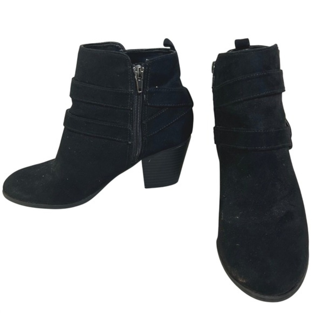 Express Women Black Faux Suede Ankle Boots Buckle Block Heel Booties Size 7 Chic